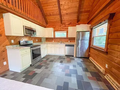 485 Elm St E, Raynham, MA 02767 photo 13