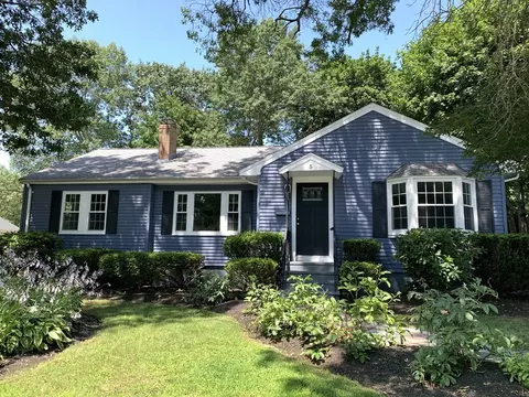 5 Leo Rd, Sharon, MA 02067