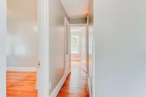 17 Belvidere St, Springfield, MA 01108 photo 9