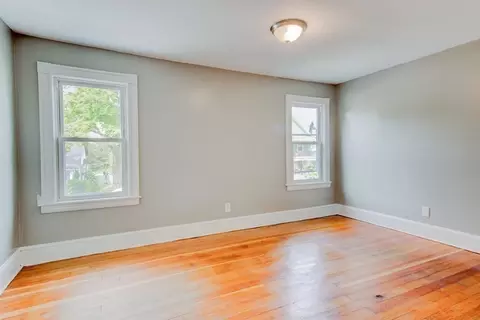 17 Belvidere St, Springfield, MA 01108 photo 14