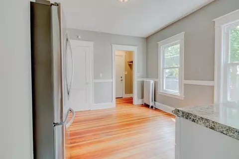 17 Belvidere St, Springfield, MA 01108 photo 16