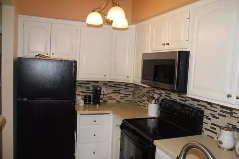 34 Sumner Ave #217, Springfield, MA 01108 photo 9