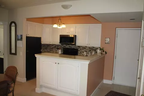 34 Sumner Ave #217, Springfield, MA 01108 photo 6