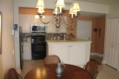 34 Sumner Ave #217, Springfield, MA 01108 photo 7