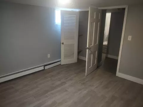 54 Norfolk St, Springfield, MA 01109 photo 9