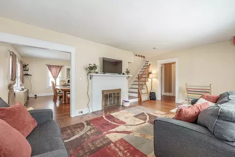 30 Burton St, Springfield, MA 01108 photo 6