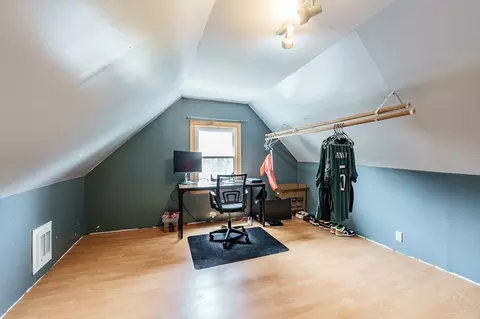 30 Burton St, Springfield, MA 01108 photo 26