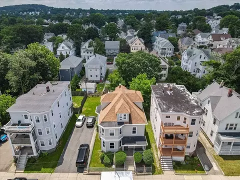 38 Sheffield Rd, Boston, MA 02131