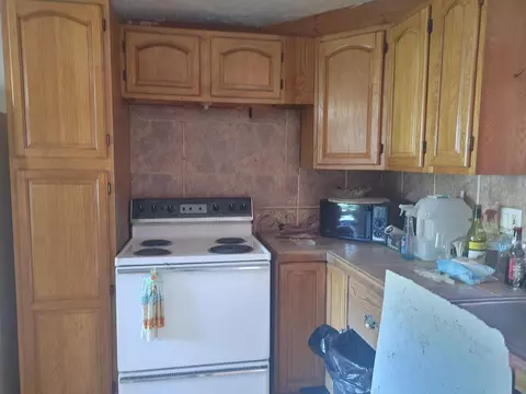 27 Maple St, Spencer, MA 01562 photo 5
