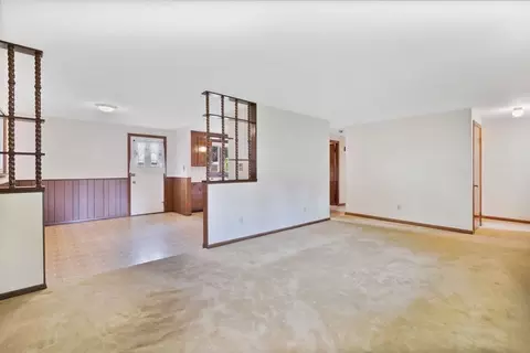 588 Granby Rd, Chicopee, MA 01013 photo 4