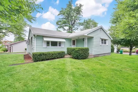 588 Granby Rd, Chicopee, MA 01013