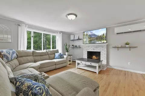 54 Cromesett Rd, Wareham, MA 02571 photo 3