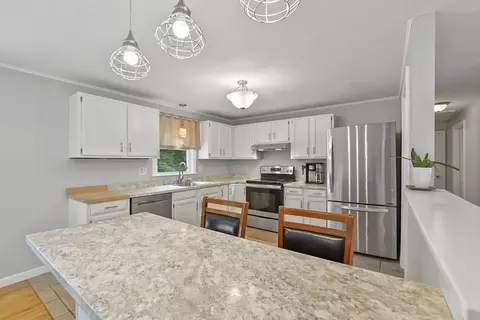 54 Cromesett Rd, Wareham, MA 02571 photo 12
