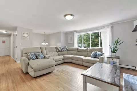 54 Cromesett Rd, Wareham, MA 02571 photo 4