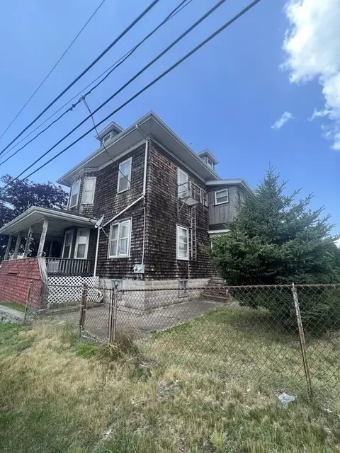 1352 Bay St, Fall River, MA 02724 photo 6