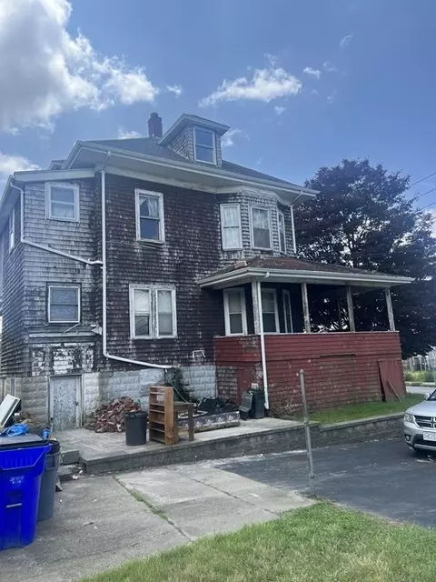 1352 Bay St, Fall River, MA 02724 photo 3