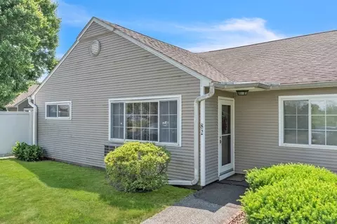 82 Kelley Rd #82, Chicopee, MA 01022