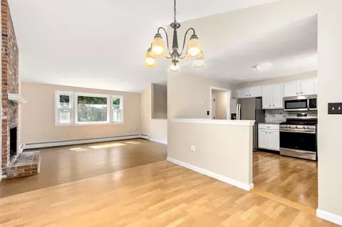 31 Nick Ln, Maynard, MA 01754 photo 8