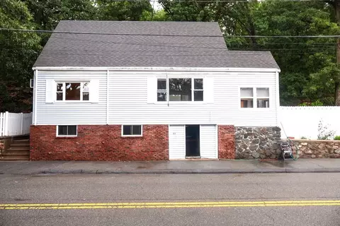 65 Saunders Rd, Lynn, MA 01904