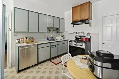 21 Dowse St, Everett, MA 02149 photo 6