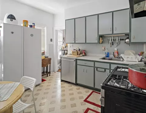 21 Dowse St, Everett, MA 02149 photo 7