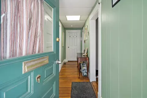 21 Dowse St, Everett, MA 02149 photo 2