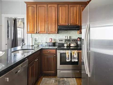 21 Dowse St, Everett, MA 02149 photo 16