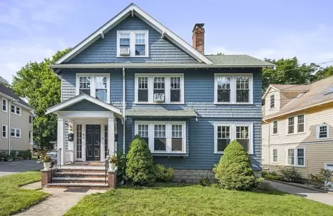 17 Flint Rd #17, Watertown, MA 02472