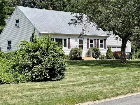 48 Allen Crest St, Hampden, MA 01036