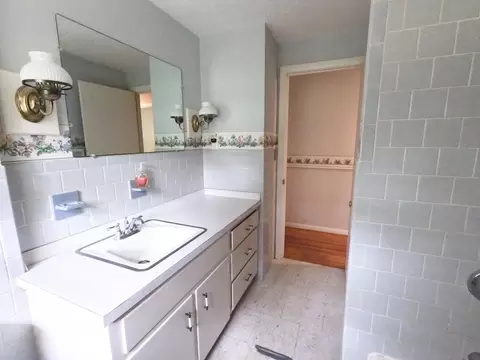 78 Cherry St, Spencer, MA 01562 photo 12