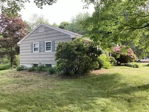 78 Cherry St, Spencer, MA 01562 photo 4