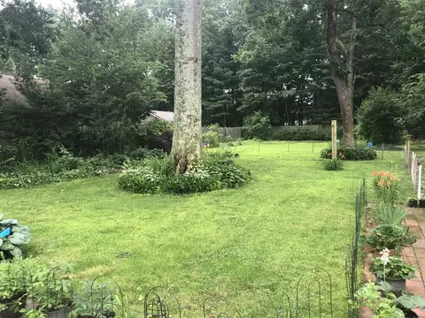 105 Helberg Rd, Springfield, MA 01128 photo 25