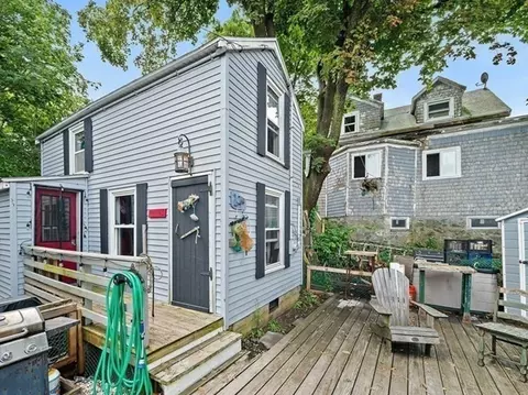 8 Richards Rd # a, Hull, MA 02045 photo 3