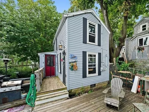 8 Richards Rd # a, Hull, MA 02045 photo 2