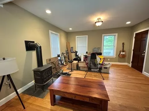 421 Massasoit Rd, Worcester, MA 01604 photo 13