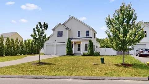 4 Northern Lights Way, Bellingham, MA 02019