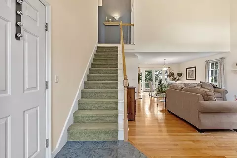 17 Etre Dr, Worcester, MA 01604 photo 5
