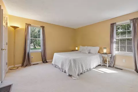 17 Etre Dr, Worcester, MA 01604 photo 16