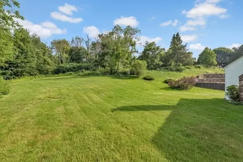 4 Edgehill Cir, Danvers, MA 01923 photo 4