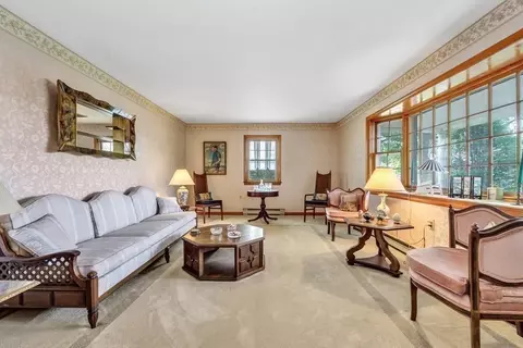 4 Edgehill Cir, Danvers, MA 01923 photo 6