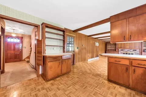 4 Edgehill Cir, Danvers, MA 01923 photo 9