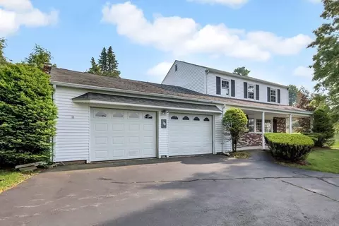 4 Edgehill Cir, Danvers, MA 01923 photo 3
