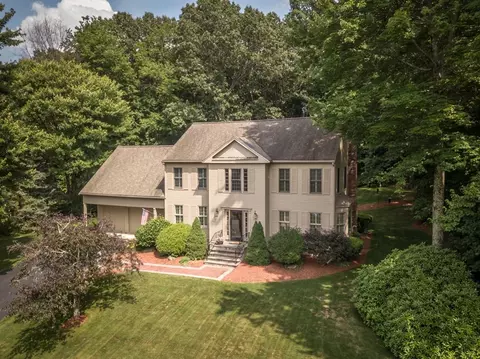 24 Wayside Rd, Westborough, MA 01581