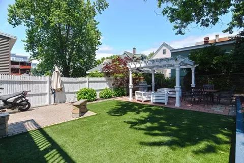 19 Waters Ave, Everett, MA 02149 photo 24