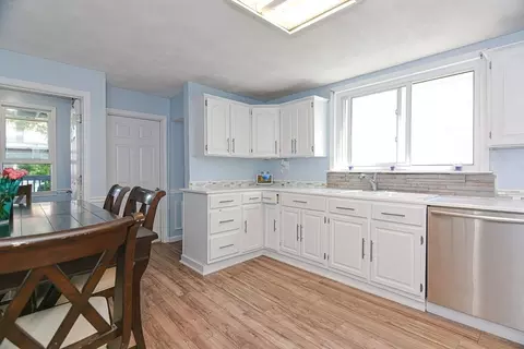 19 Waters Ave, Everett, MA 02149 photo 7