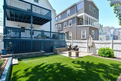 19 Waters Ave, Everett, MA 02149 photo 28