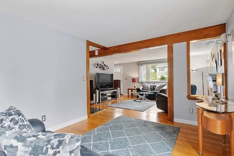  9 Harrison Ave, Peabody, MA 01960 photo 8