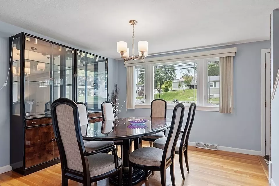  9 Harrison Ave, Peabody, MA 01960 photo 10