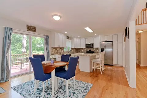 28 Corbin Rd, Dudley, MA 01571 photo 4