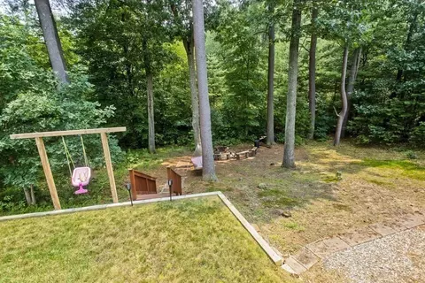 399 Kent Rd, Springfield, MA 01129 photo 34